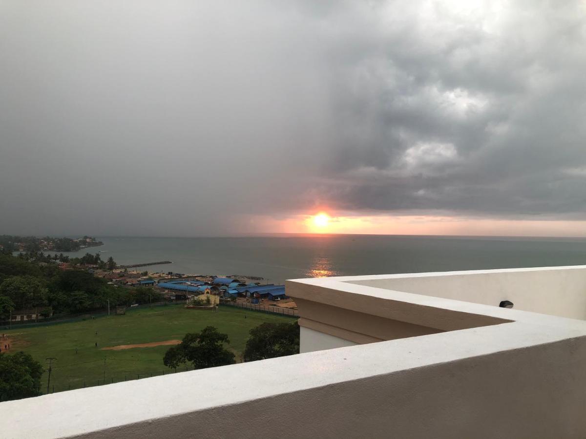 Negombo Fort Gallery Apartment Esterno foto