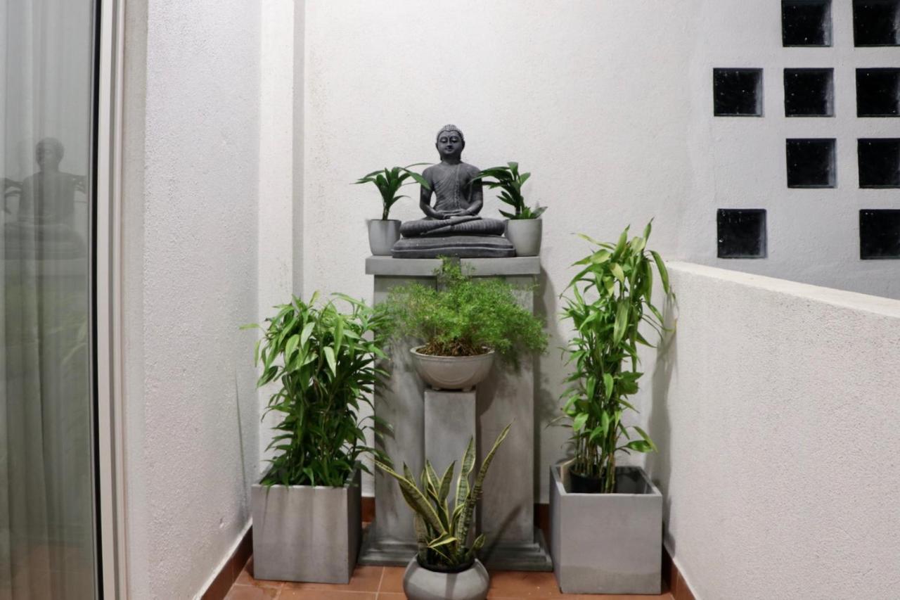 Negombo Fort Gallery Apartment Esterno foto